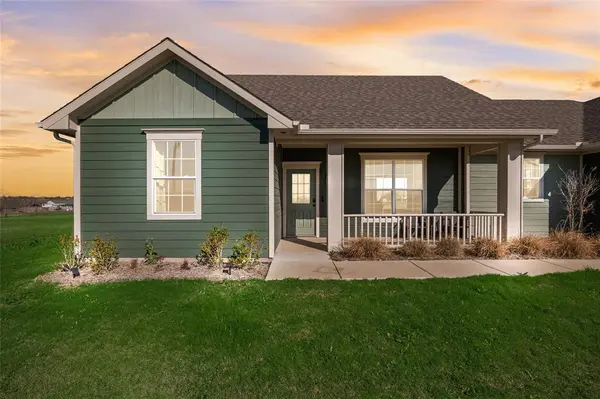 700 Lathem Boulevard, Venus, TX 76084