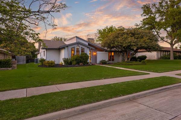 2825 Prairie Creek Drive, Plano, TX 75075