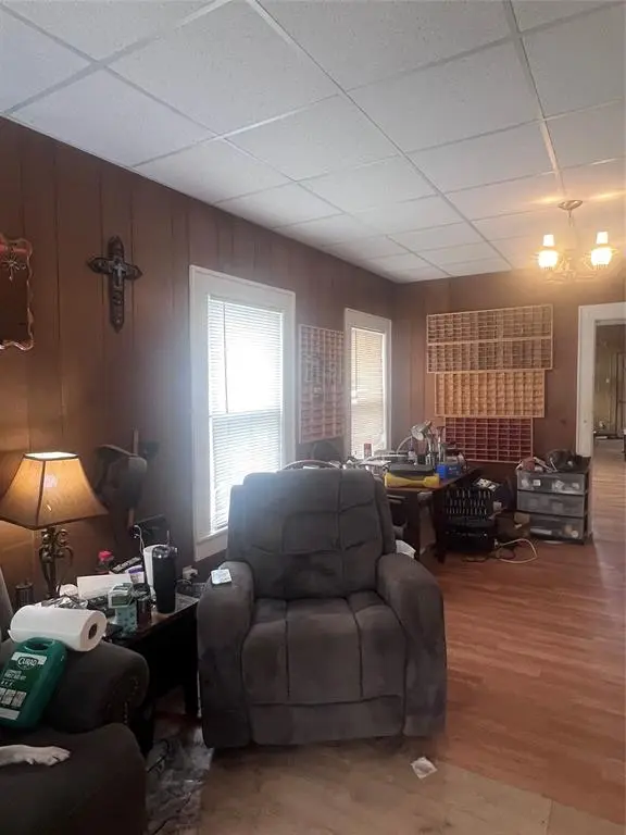 1015 Symonds Place, Stamford, TX 79553