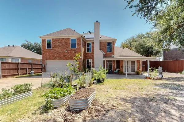 2221 Everglade Court, Carrollton, TX 75006