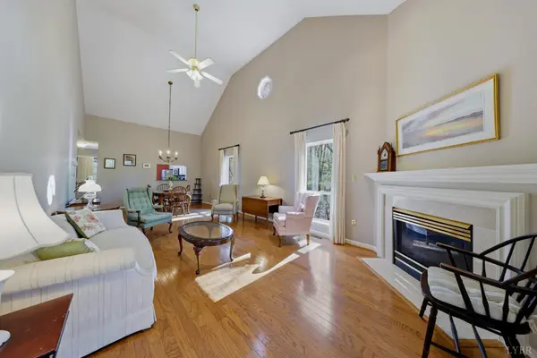 472 Oak Point RD, Forest, VA 24551