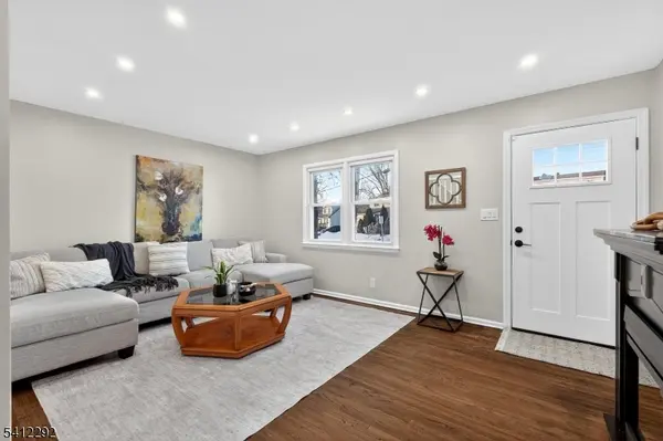 5 Lois Ave, East Brunswick Twp., NJ 08816