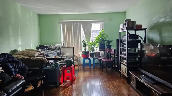 22 Long Pond LN, Staten  Island, NY 10304