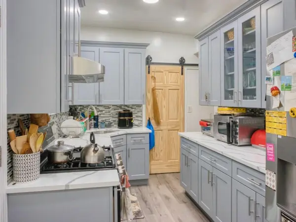 27 East 56th ST, Brooklyn, NY 11203