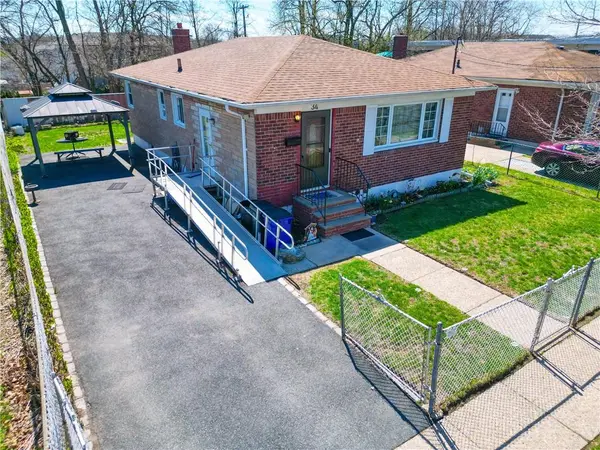 34 Park Hill CIR, Staten  Island, NY 10304