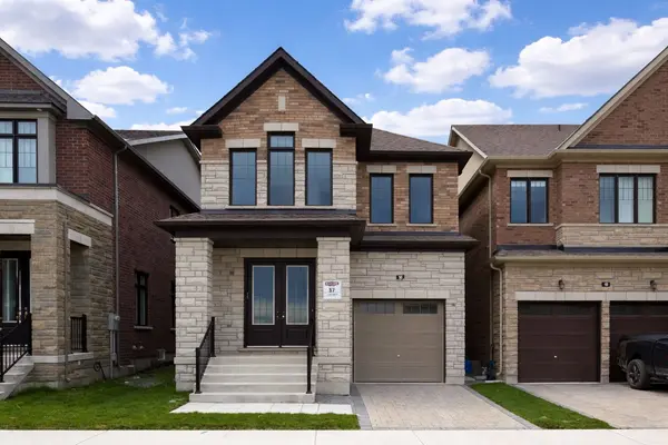16 Lucy Pick AVE, Markham, ON L6C 3N8