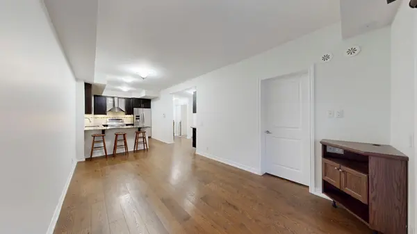 127 Silverwood AVE #1, Richmond Hill, ON L4S 0G3