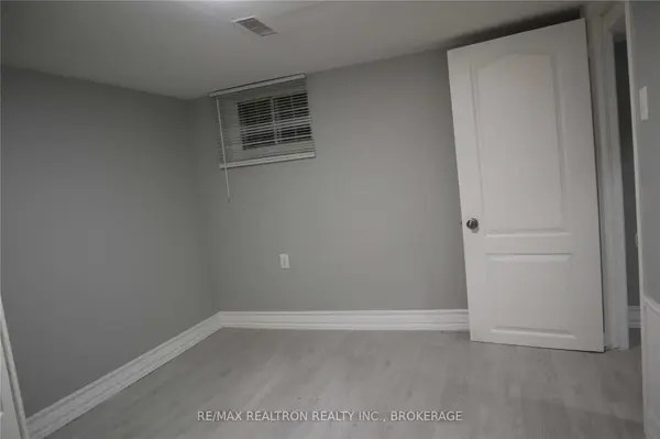 226 Church ST, Toronto W04, ON M9N 1P1