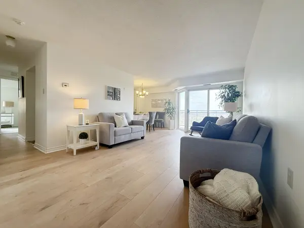 860 Commissioners RD E #1203, London South, ON N6C 5Y8