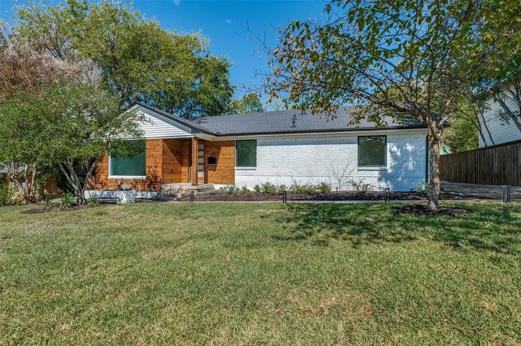 2330 Cody Drive, Dallas, TX 75228