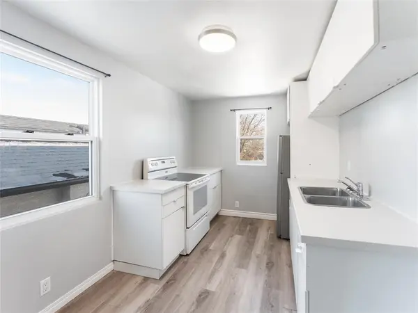 419 Nairn AVE, Winnipeg, MB R2L 0X1