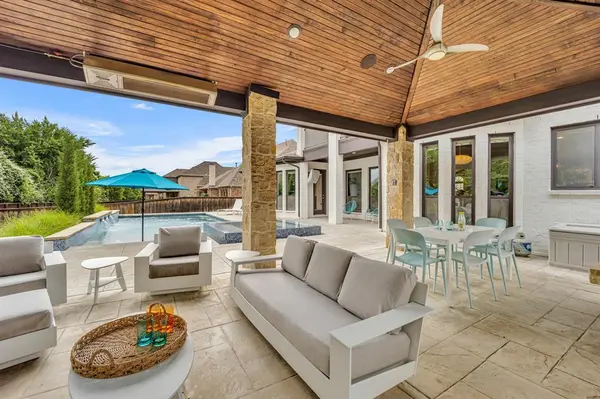 212 Saint Tropez Drive, Southlake, TX 76092