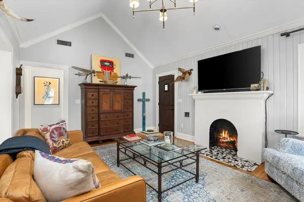 2205 Stanley Avenue, Fort Worth, TX 76110