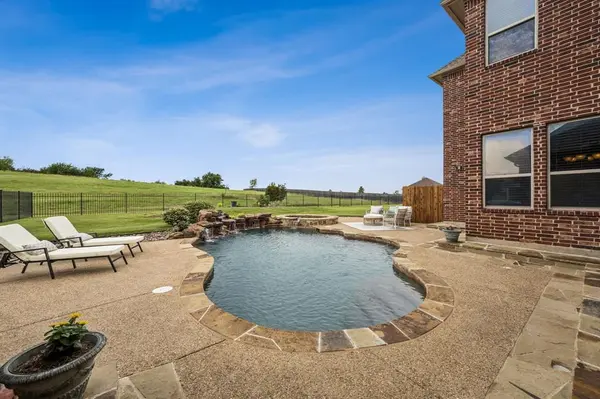 211 Tanner Creek Circle, Sunnyvale, TX 75182
