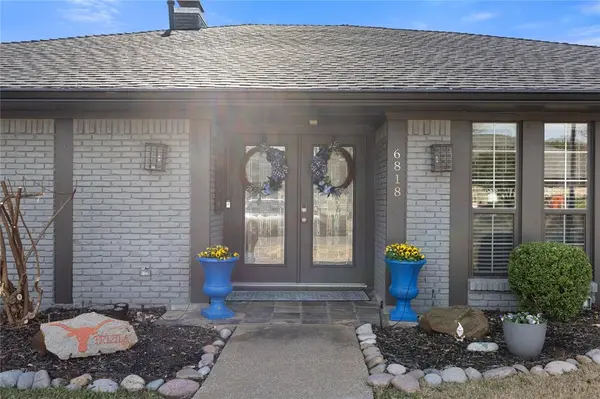 6818 Southpoint Drive, Dallas, TX 75248