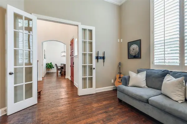 3885 Johnson Street, Frisco, TX 75034