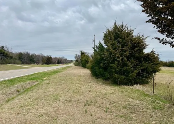 2035 FM-1566, Celeste, TX 75423