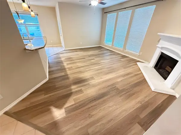 10605 Foothill Drive, Fort Worth, TX 76131