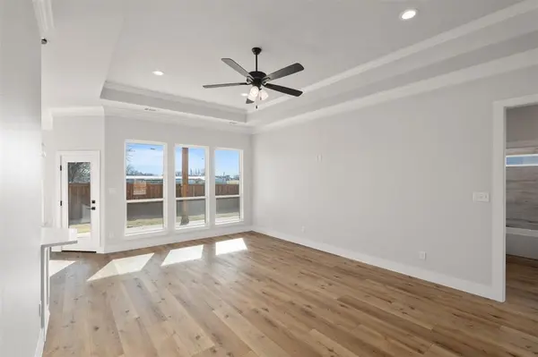 503 Limestone Circle, Mabank, TX 75147