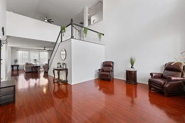 7722 Labrador Drive, Arlington, TX 76002