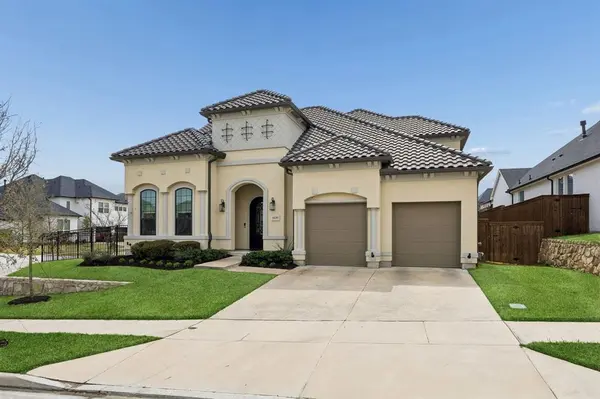 14201 Overlook Park Drive, Fort Worth, TX 76008