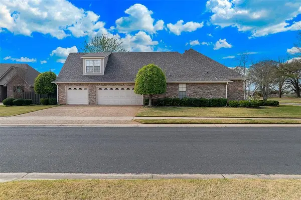 336 Briars Court, Bossier City, LA 71111