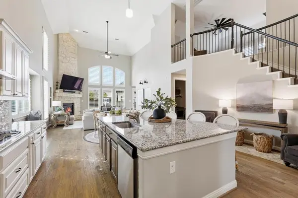 4001 Silk Vine Court, Fort Worth, TX 76262