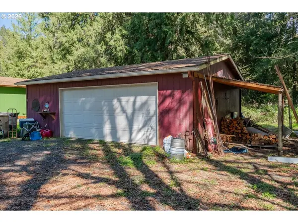 42927 ISLAND INN DR, Lebanon, OR 97355