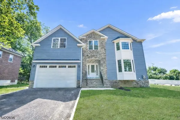 210 Corliss Avenue, Phillipsburg Town, NJ 08865