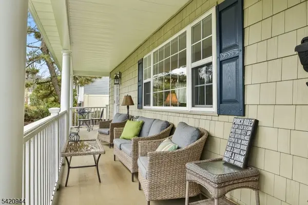 21 Woodbrook Cir, Westfield Town, NJ 07090