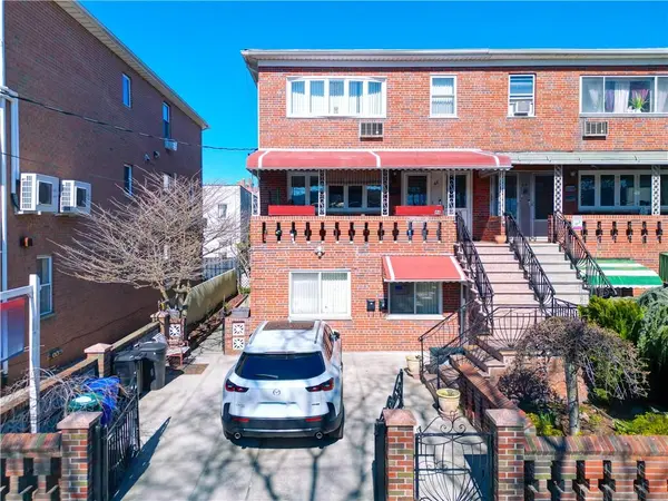 46 Bay 37th ST, Brooklyn, NY 11214