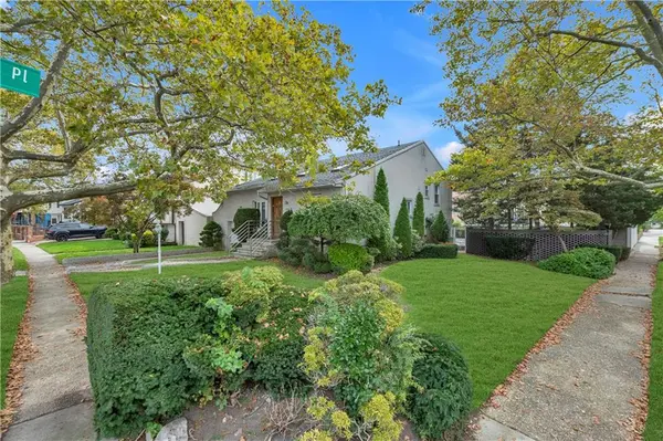 389 Mayfair DR South, Brooklyn, NY 11234