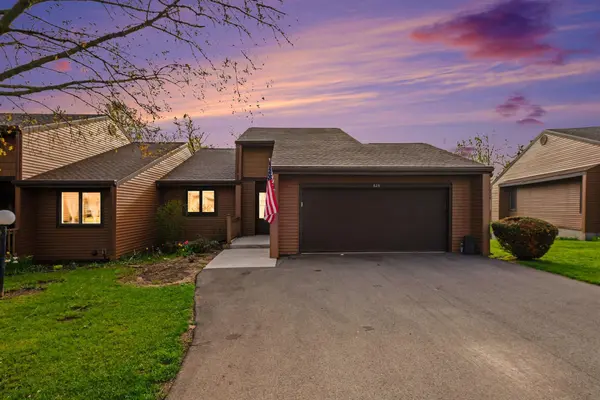 625 Maple Creek DR, Holland City, MI 49423