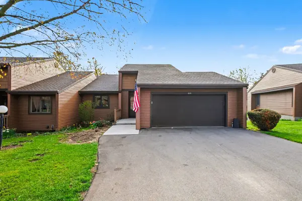 625 Maple Creek DR, Holland City, MI 49423