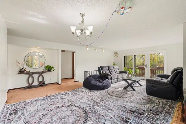 625 Maple Creek DR, Holland City, MI 49423