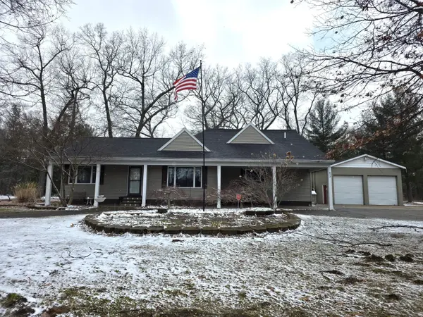 673 S Wolf Lake RD, Egelston Twp, MI 49442