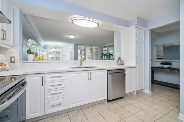 55 The Boardwalk WAY #110, Markham, ON L6E 1B7