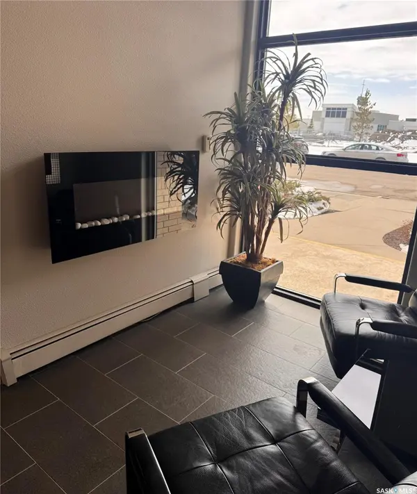 158 Pawlychenko LANE #322, Saskatoon, SK S7V 0C3