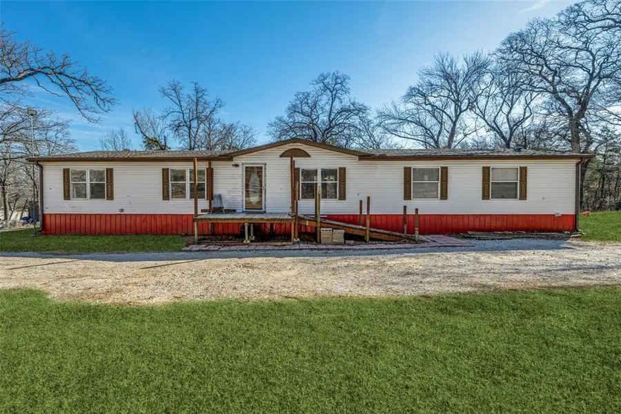 42 Epsom Drive, Gordonville, TX 76245