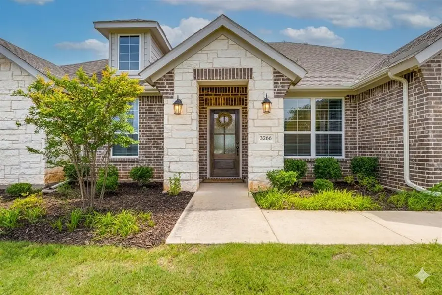 1933 Franklin Road, Tom Bean, TX 75090