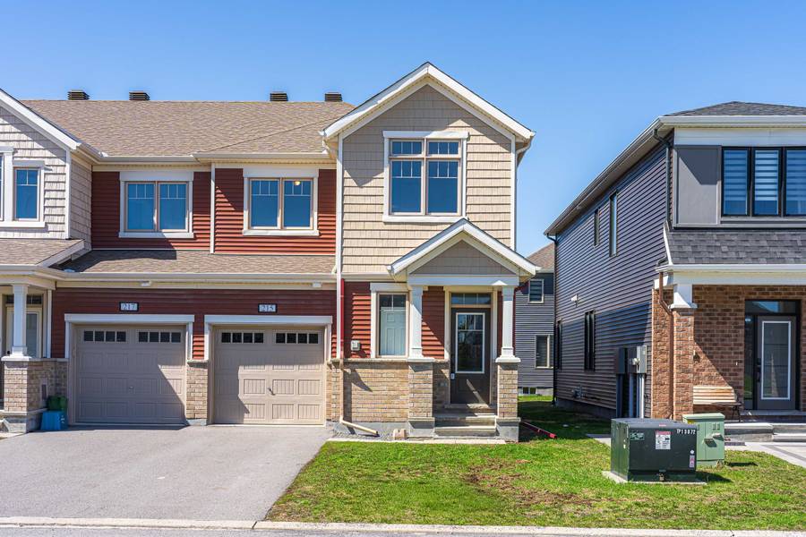 215 Merak WAY, Barrhaven, ON K2J 6N7