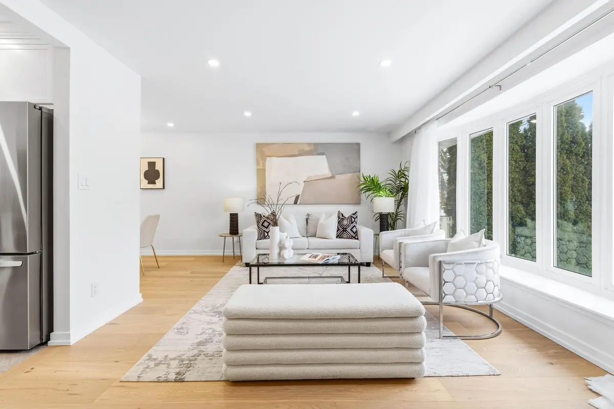 1271 Canford CRES, Mississauga, ON L5J 3M9