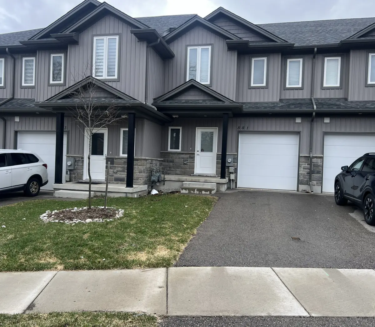 881 Edinburgh DR, Woodstock, ON N4T 0N6