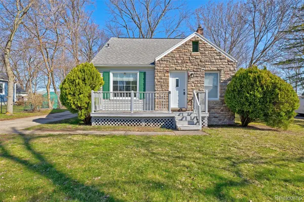 3556 BROOKDALE LN, Waterford Charter Township, MI 48328