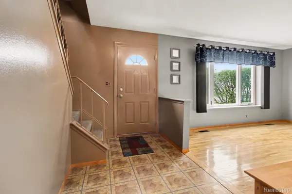 15648 Michael ST, Taylor, MI 48180