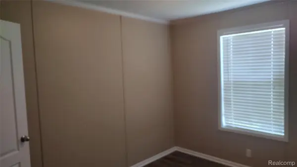 66 Grey Fox CT, Grand Blanc Charter Township, MI 48439