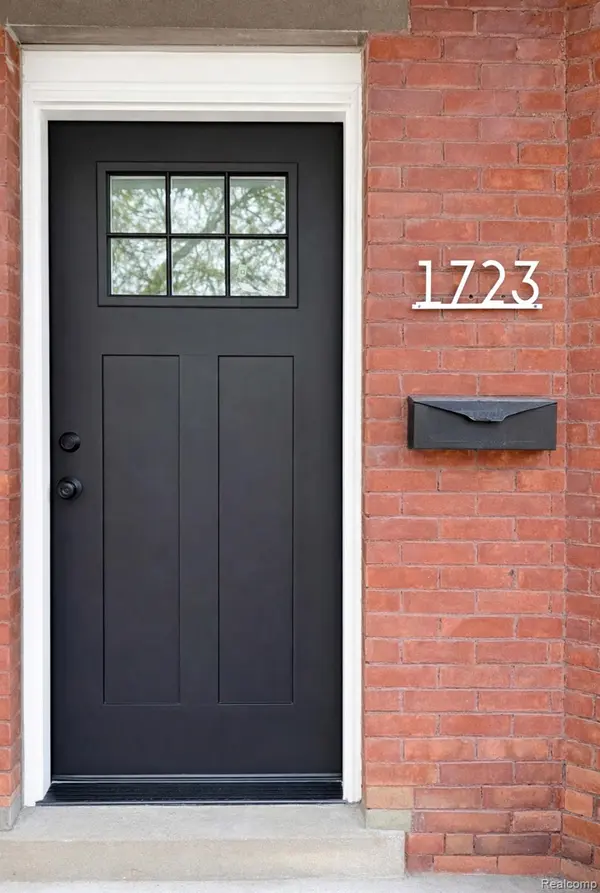 1723 Campbell ST, Detroit, MI 48209