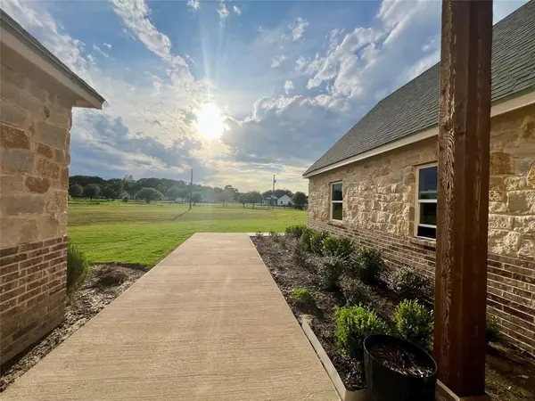 2505 Vz County Road 2511, Canton, TX 75103