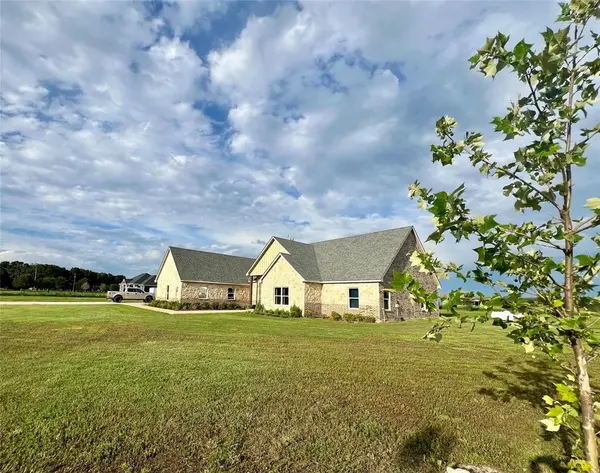 2505 Vz County Road 2511, Canton, TX 75103