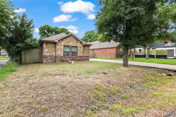 7806 Garner Road, Rowlett, TX 75088